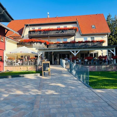Hotel Und Berggasthof Tanzbuche Friedrichroda Ngoại thất bức ảnh