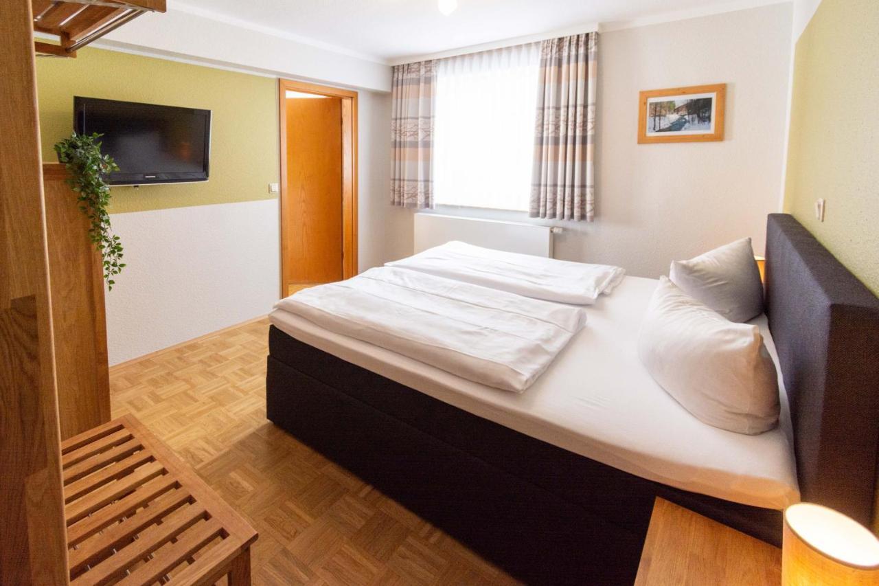 Hotel Und Berggasthof Tanzbuche Friedrichroda Ngoại thất bức ảnh