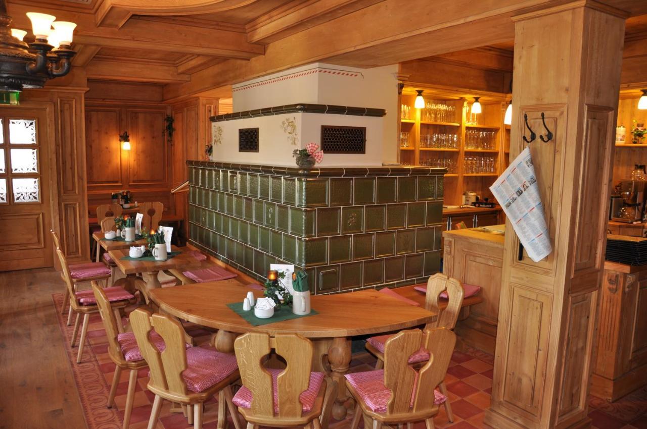 Hotel Und Berggasthof Tanzbuche Friedrichroda Ngoại thất bức ảnh