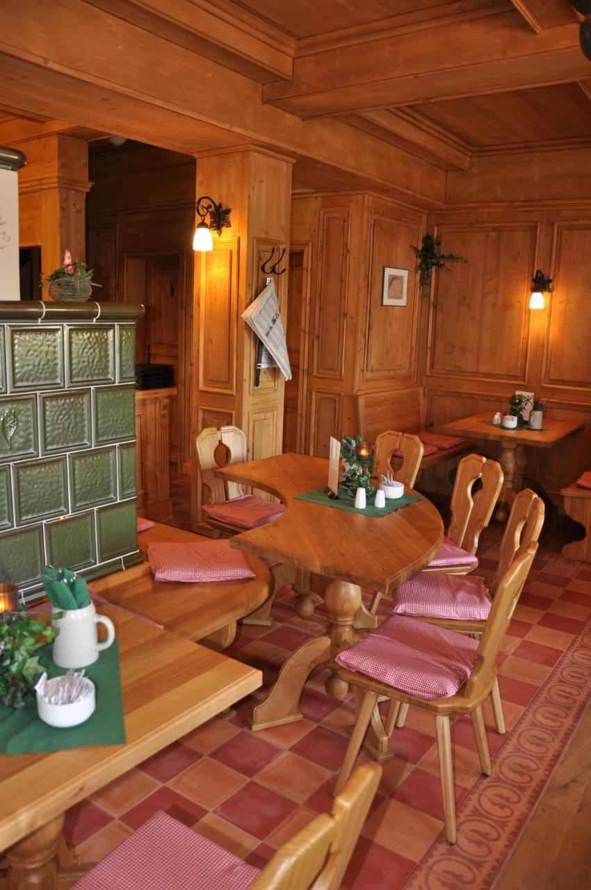 Hotel Und Berggasthof Tanzbuche Friedrichroda Ngoại thất bức ảnh